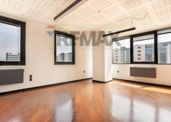 Stanza vuota - Ufficio Viale Bortolomeo Colleoni
 
25, Agrate Brianza - foto 24