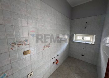 Stanza vuota - Appartamento Corso Vittorio Emanuele
 
670, Villabate - foto 7