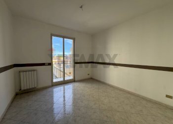 Stanza vuota - Appartamento Corso Vittorio Emanuele
 
670, Villabate - foto 13
