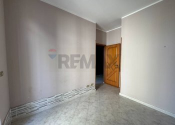 Stanza vuota - Appartamento Corso Vittorio Emanuele
 
670, Villabate - foto 17