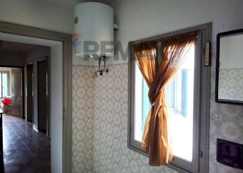 Hall / corridoio - Semi-detached house Via Presti
 
45, Moriago della Battaglia - photo 28