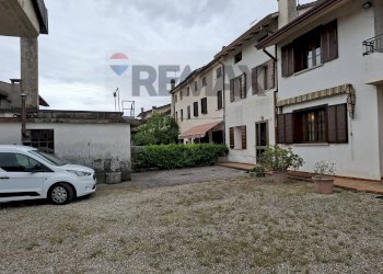 Edificio all\'aperto - Semi-detached house Via Presti
 
41, Moriago della Battaglia - photo 4