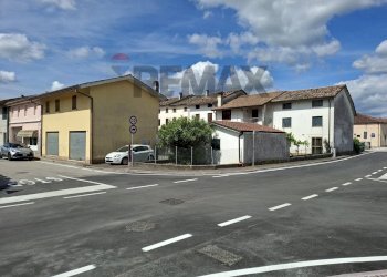 Casa all\'aperto - Semi-detached house Via Presti
 
41 43 45 39 A, Moriago della Battaglia - photo 4