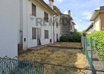 Casa all\'aperto - Semi-detached house Via Presti
 
41 43 45 39 A, Moriago della Battaglia - photo 6