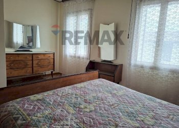 Camera / camera da letto - Semi-detached house Via Presti
 
41 43 45 39 A, Moriago della Battaglia - photo 36