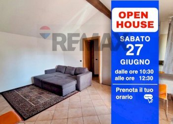 Soggiorno - Two-room apartment VIA PARINI
 
3, Tradate - photo 1