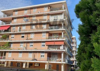 Edificio all\'aperto - Trilocale via colleoni
 
3, Gallarate - foto 2