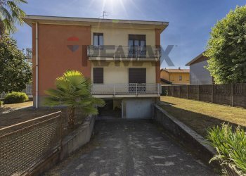 Casa all\'aperto - Casa semi indipendente Via Bassano del Grappa
 
6, Lonate Pozzolo - foto 5