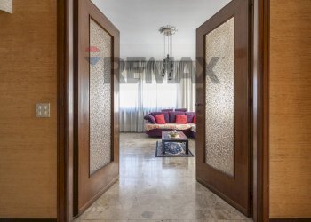 Hall / corridoio - Casa semi indipendente Via Bassano del Grappa
 
6, Lonate Pozzolo - foto 9