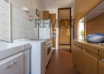 Cucina - Casa semi indipendente Via Bassano del Grappa
 
6, Lonate Pozzolo - foto 17