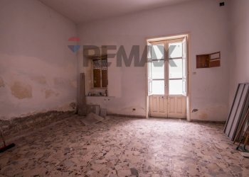 Stanza vuota - Independent house via Galileo Galilei
 
66, Francofonte - photo 8