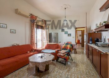 Soggiorno - Independent house via Galileo Galilei
 
66, Francofonte - photo 45