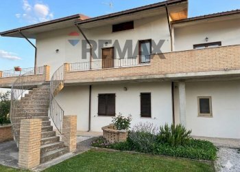 Casa all\'aperto - Semi-detached house Via Paduli
 
5, Lettomanoppello - photo 1