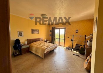 Camera / camera da letto - Semi-detached house Via Paduli
 
5, Lettomanoppello - photo 26