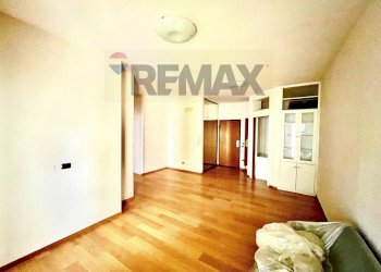 Stanza vuota - Four-room apartment Via Fulgenzio La Valle
 
50, Chieti - photo 1