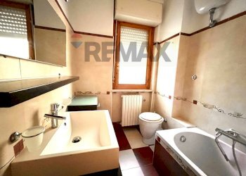 Bagno - Four-room apartment Via Fulgenzio La Valle
 
50, Chieti - photo 11
