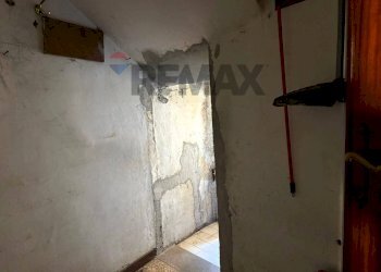 Stanza vuota - Quadrilocale vicolo san morello
 
15, Rocca Santo Stefano - foto 26