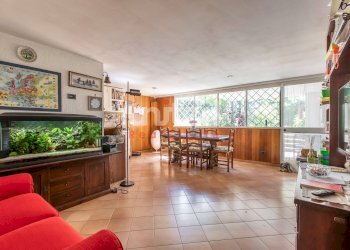 Foto 4 - Villa Viale Gorgia Di Leontini
 
330, Roma - photo 4