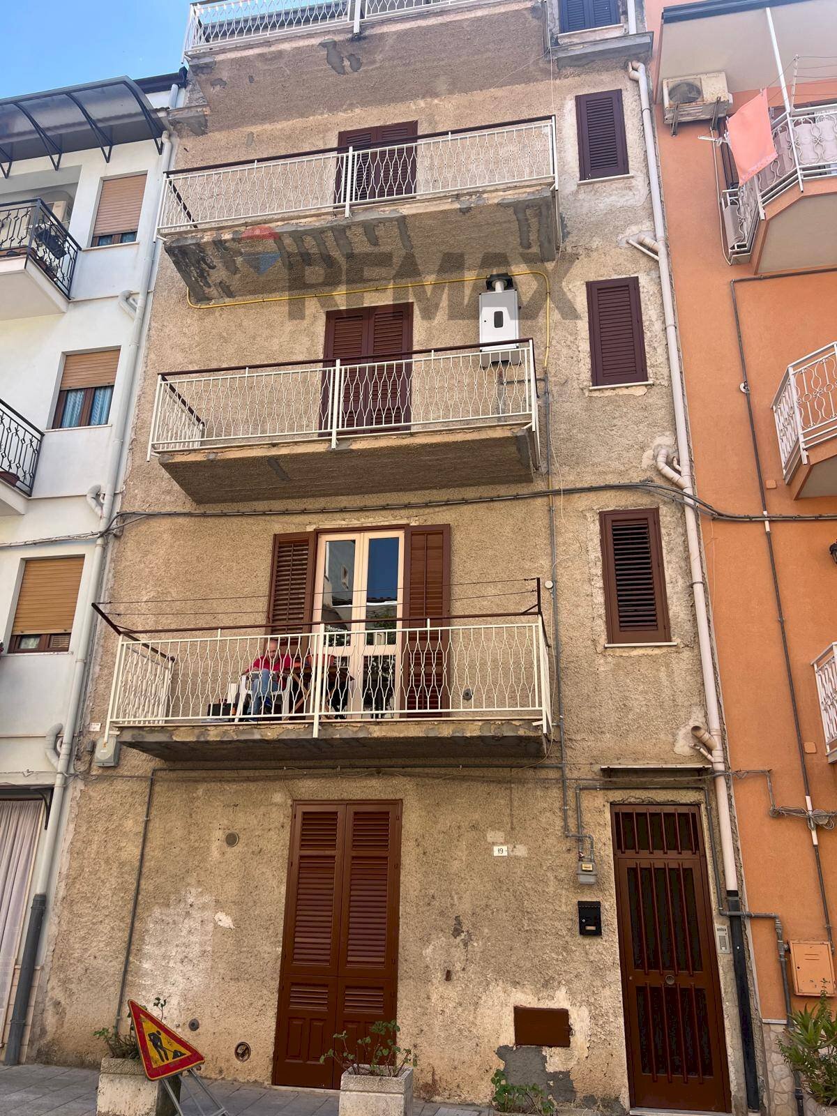 Edificio all\'aperto - Casa indipendente Corso dei Mille
14, Marineo - foto 2
