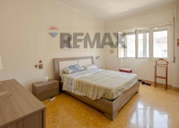 Camera / camera da letto - Three-room apartment Via Giovan Battista Trevisani
 
144, Bari - photo 6