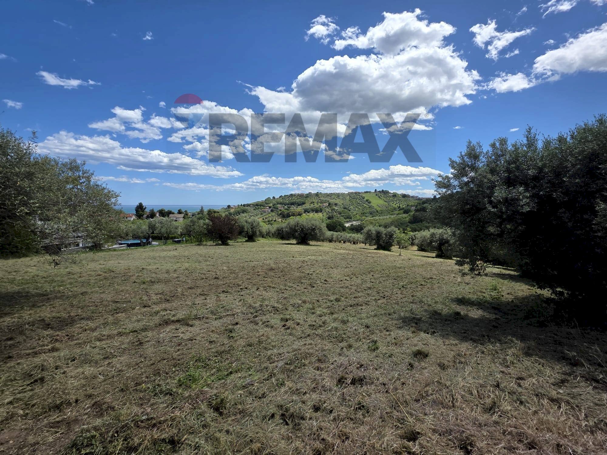 Vista delle montagne - Terreno edificabile via de gaspari
 
50, Montesilvano - foto 2