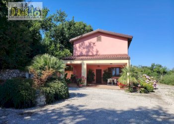 Foto 1 - Villa Via Tesino
 
243/B, Offida - foto 1