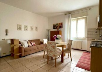 Soggiorno - One-room apartment via San Zeno, Brescia - photo 12