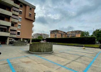 Posto macchina - One-room apartment via San Zeno, Brescia - photo 24