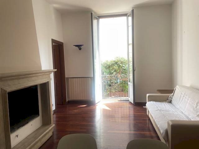 Salone - Two-room apartment via Molino delle Armi, 13, Milano (neighborhood Ticinese) - photo 3
