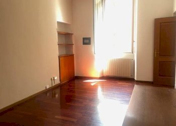 Camera da letto - Two-room apartment via Molino delle Armi, 13, Milano (neighborhood Ticinese) - photo 17