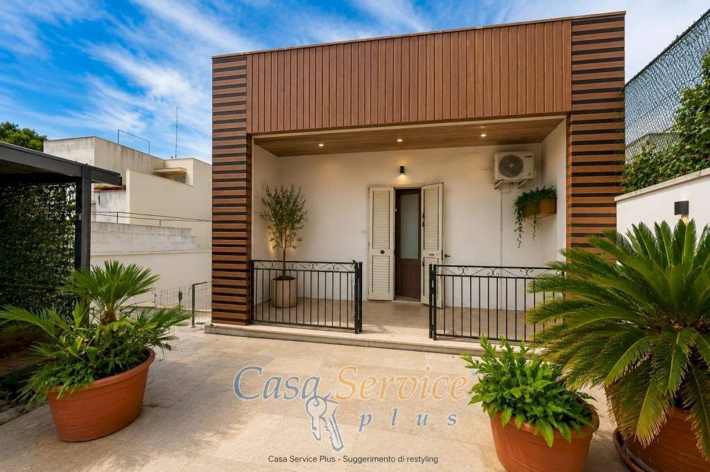 Facciata - Independent house via Giuseppe Grassi, Sannicola - photo 1