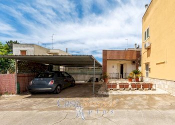 Facciata - Casa indipendente via Giuseppe Grassi, Sannicola - foto 35