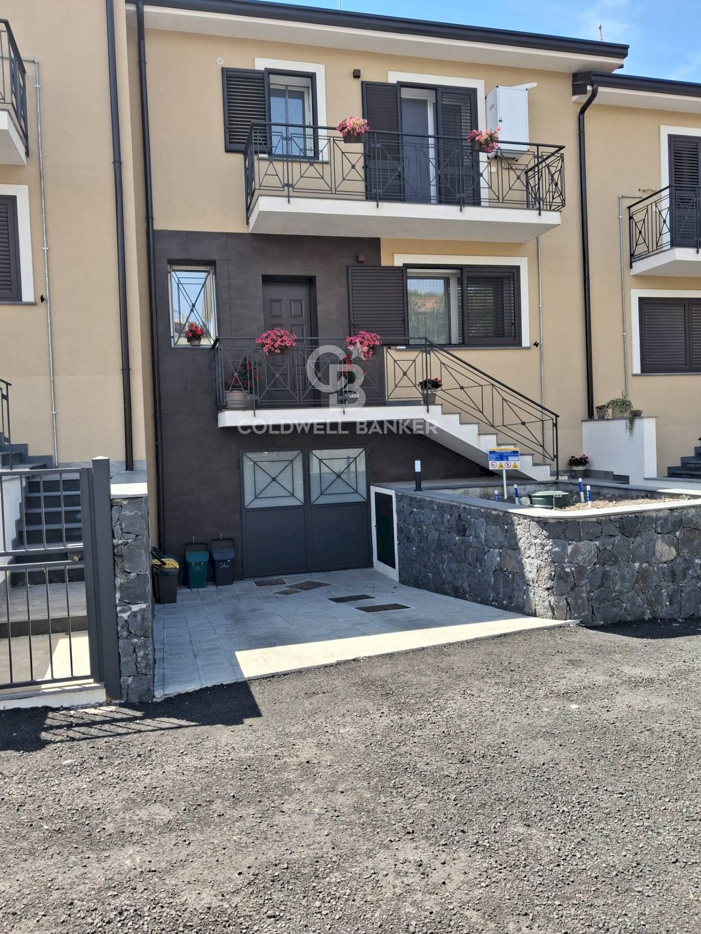 Foto 3 - Villa a Schiera via Mons. Pennisi angolo via della resistenza, Pedara - foto 3
