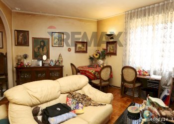 Sala da pranzo - Quadrilocale Via Polonghera
 
21, Torino - foto 6