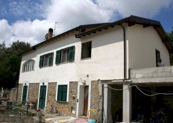 Facciata - Villa via Monsignore B. Tornatore, Dolceacqua - foto 2