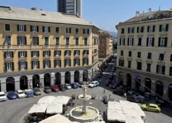 Vista - Appartamento piazza Donato Colombo, Genova (zona Centro) - foto 1