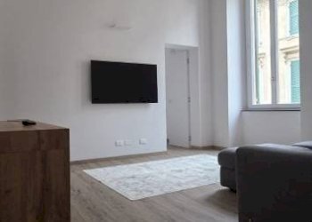 Salone - Two-room apartment piazza Donato Colombo, Genova (neighborhood Centro) - photo 15