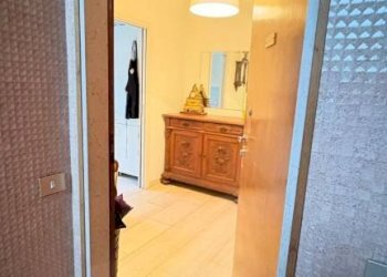 Interno palazzo - Apartment via Emilio Borsa, 37, Monza - photo 21