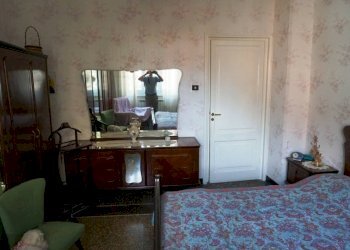Camera da letto - Trilocale via Antonio Caveri, 8, Genova (zona Sampierdarena) - foto 6