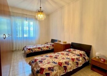 Camera da letto - Bilocale via Benevento, 20/1, Torino (zona Vanchiglietta) - foto 4