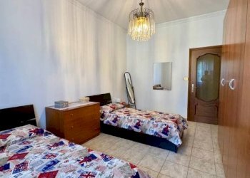 Camera da letto - Bilocale via Benevento, 20/1, Torino (zona Vanchiglietta) - foto 5