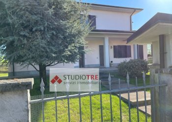 Foto 19 - Villa Via Roggia Brcca
 
27, Linarolo - photo 19