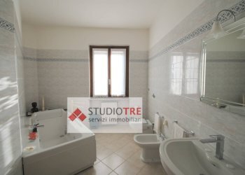 Foto 45 - Villa Via Roggia Brcca
 
27, Linarolo - photo 45