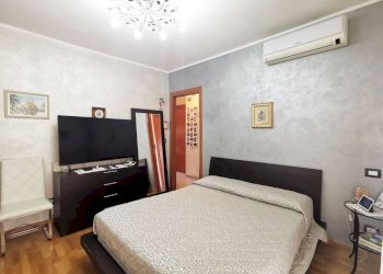 Camera da letto - Trilocale via Alfonso Badini Confalonieri, 14, Torino - foto 23