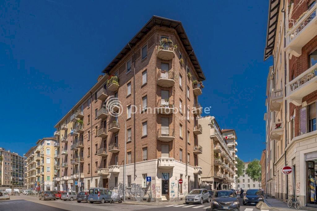 Facciata - Three-room apartment via Clemente Damiano Priocca, 16, Torino (neighborhood Aurora) - photo 1