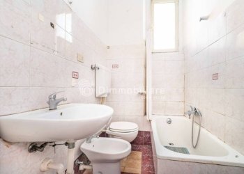 Bagno - Three-room apartment via Clemente Damiano Priocca, 16, Torino (neighborhood Aurora) - photo 7