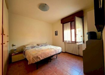 Camera da letto - Two-room apartment via Ferdinando Magellano, Parma - photo 6