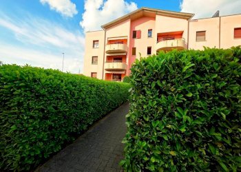 Giardino - Two-room apartment via Ferdinando Magellano, Parma - photo 15