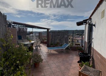 Terrazza - Three-room apartment via Primo Levi
 
36b, Napoli - photo 1