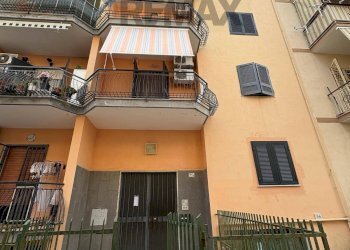 Edificio all\'aperto - Three-room apartment via Primo Levi
 
36b, Napoli - photo 25
